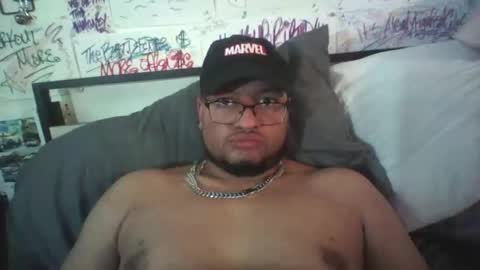 Snapshot of dbeamon92 chatting on May 7, 4:45 pm dbeamon92 online show from May 7, 4:45 pm