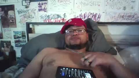 Snapshot of dbeamon92 chatting on May 9, 4:06 am dbeamon92 online show from May 9, 4:06 am
