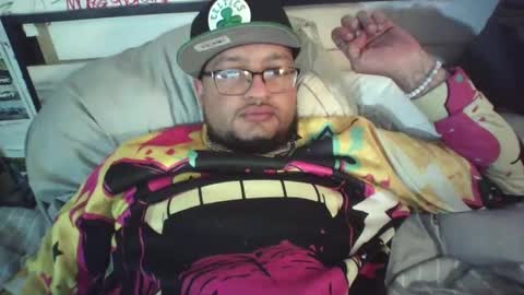 Snapshot of dbeamon92 chatting on May 15, 2:51 am dbeamon92 online show from May 15, 2:51 am