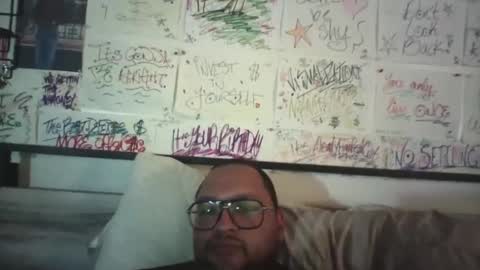Snapshot of dbeamon92 chatting on June 8, 1:28 am dbeamon92 online show from June 8, 1:28 am