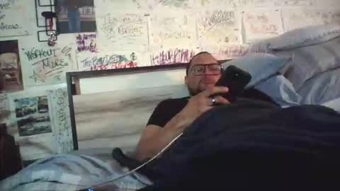 Snapshot of dbeamon92 chatting on June 12, 12:31 am dbeamon92 online show from June 12, 12:31 am