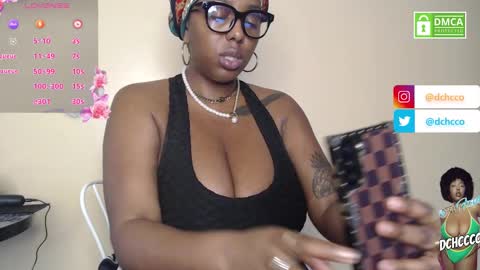 Snapshot of dchcco chatting on January 16, 4:28 pm Duchess Coco - Coco Puffs online show from January 16, 4:28 pm