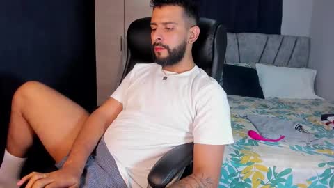 dcollins_ online show from October 25, 4:20 am