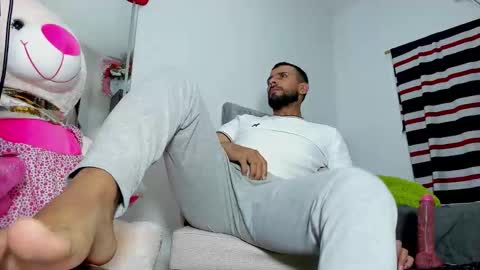 dcollins_ online show from February 26, 2:43 am