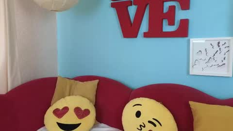 Shari online show from May 4, 4:19 am