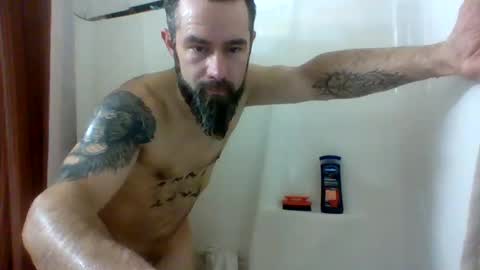 Snapshot of ddady22 chatting on February 11, 11:32 am ddady22 online show from February 11, 11:32 am