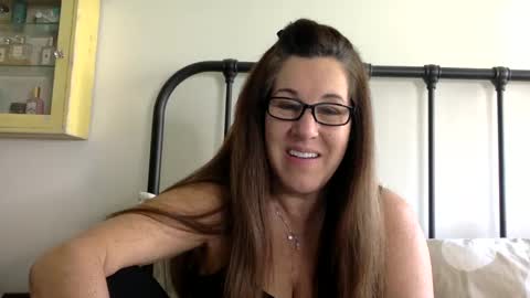 Snapshot of ddmolly chatting on December 30, 8:58 pm DDMolly online show from December 30, 8:58 pm