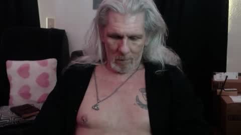 Snapshot of deaconoddeye chatting on December 14, 8:02 pm deaconoddeye online show from December 14, 8:02 pm