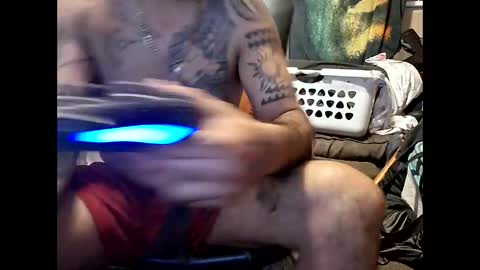 Snapshot of deadbirdink8o8 chatting on December 14, 10:09 am deadbirdink8o8 online show from December 14, 10:09 am