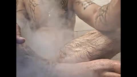 Snapshot of deadbirdink8o8 chatting on December 16, 5:01 am deadbirdink8o8 online show from December 16, 5:01 am