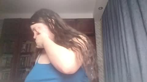 Kelly online show from April 20, 6:20 pm