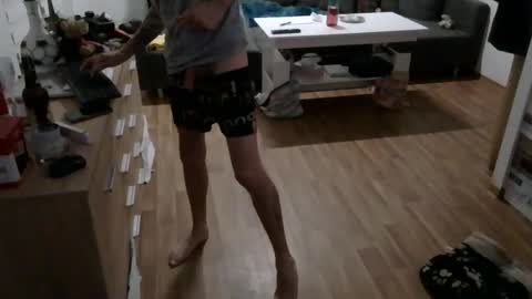 robert online show from March 9, 7:29 pm