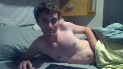 deafguyproud69 online show from June 6, 3:33 am