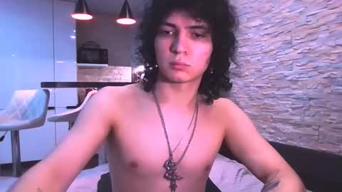 dean_raven online show from February 6, 11:19 pm