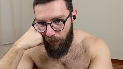 Snapshot of deanlek chatting on October 30, 8:20 pm Dean online show from October 30, 8:20 pm