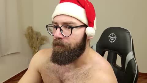 Dean online show from December 18, 9:32 pm