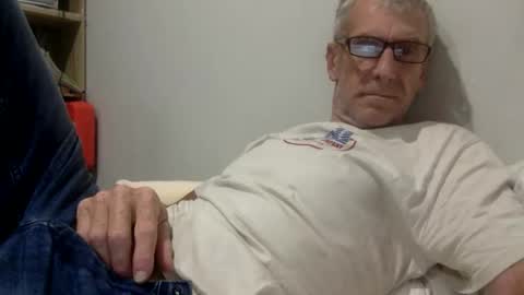 deanofflove221000 online show from December 22, 12:57 pm