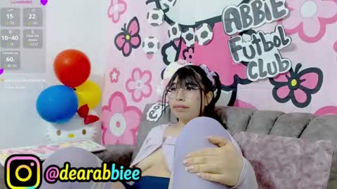 Snapshot of dearabbie chatting on July 13, 7:44 am DearAbbie online show from July 13, 7:44 am