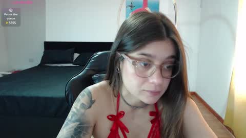 Snapshot of dearlilith6666 chatting on March 11, 2:07 pm dearlilith6666 online show from March 11, 2:07 pm