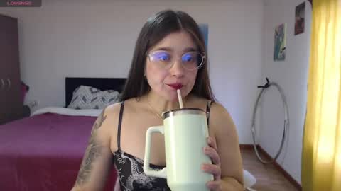 Snapshot of dearlilith6666 chatting on June 11, 5:11 pm dearlilith6666 online show from June 11, 5:11 pm