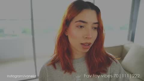 Snapshot of dearnina chatting on October 6, 2:36 pm NINA 30OFF online show from October 6, 2:36 pm