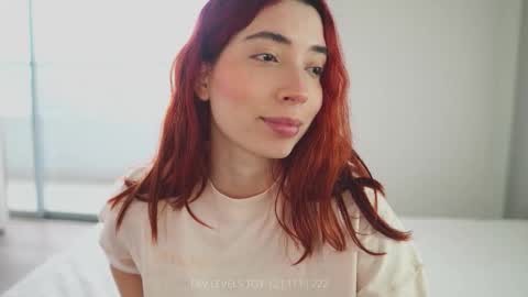 Snapshot of dearnina chatting on December 3, 12:03 pm NINA 30OFF online show from December 3, 12:03 pm