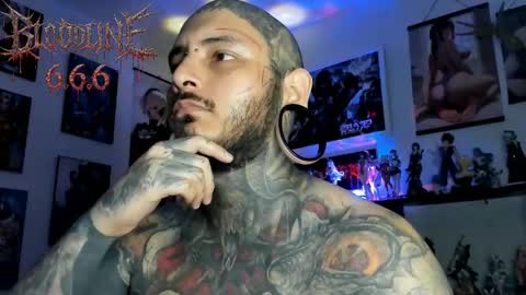    online show from April 26, 8:17 pm