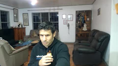 Snapshot of debbie_n_paul chatting on December 1, 5:12 am Paul Fitz online show from December 1, 5:12 am