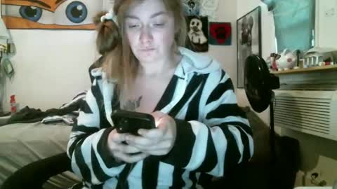 Snapshot of debbieafterhours69 chatting on November 29, 5:16 pm DEBBIE online show from November 29, 5:16 pm