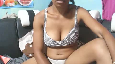 DebbieRiseX online show from April 16, 7:14 pm
