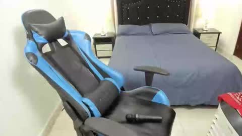  Dbora  online show from March 21, 10:35 pm