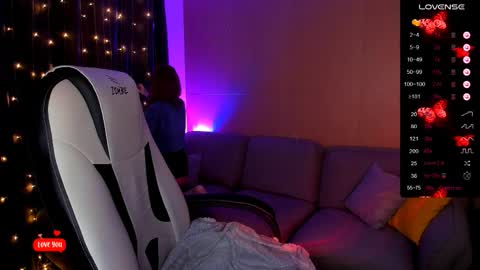 Snapshot of deborah_moore chatting on November 23, 2:22 am Debora online show from November 23, 2:22 am