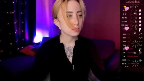 Debora online show from June 16, 2:03 am