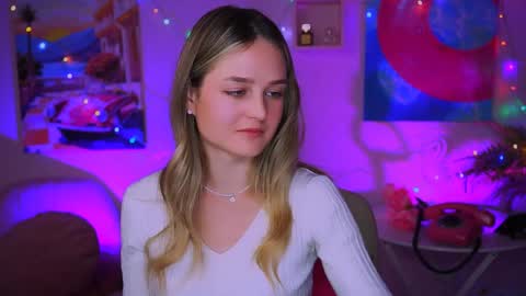 Snapshot of deboralarson chatting on December 25, 7:03 am Debora online show from December 25, 7:03 am