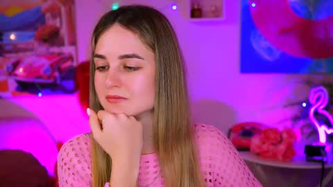 Snapshot of deboralarson chatting on February 22, 8:07 am Debora online show from February 22, 8:07 am