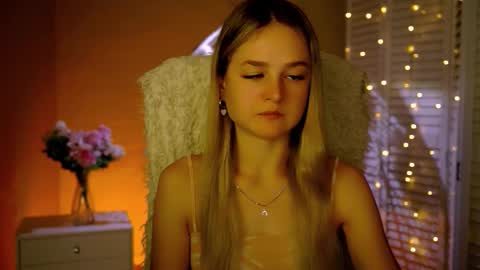 Snapshot of deboralarson chatting on November 25, 3:39 am Debora online show from November 25, 3:39 am