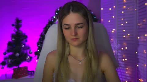 Debora online show from December 16, 3:33 am