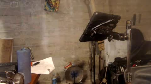 Snapshot of decarabas22 chatting on June 12, 7:24 pm decarabas22 online show from June 12, 7:24 pm