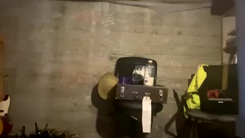 Snapshot of decarabas22 chatting on July 18, 7:01 am decarabas22 online show from July 18, 7:01 am