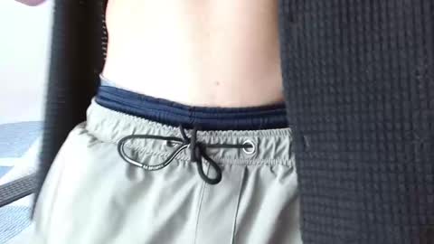 Snapshot of deconrios chatting on February 1, 7:44 pm Santiago online show from February 1, 7:44 pm