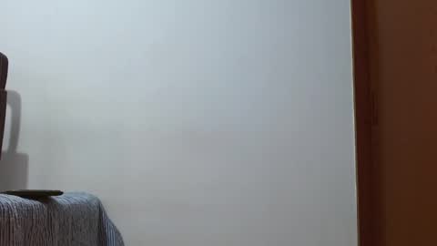 Snapshot of deconrios chatting on February 28, 9:44 pm Santiago online show from February 28, 9:44 pm