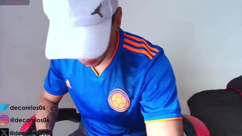 Snapshot of deconrios chatting on September 11, 5:02 pm Santiago online show from September 11, 5:02 pm