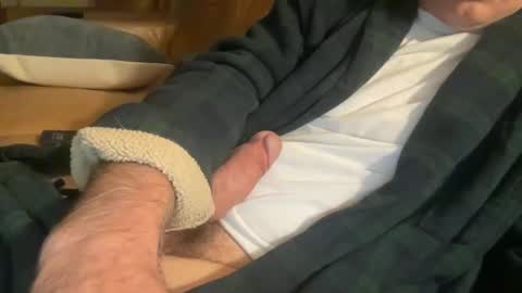 Snapshot of dedalus80 chatting on October 29, 8:27 am dedalus80 online show from October 29, 8:27 am