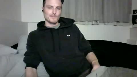 Dee4dayz online show from April 29, 2:48 am