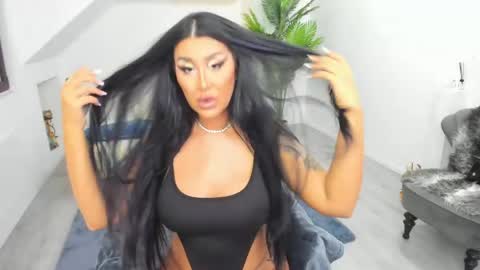 Snapshot of deea_lexa chatting on June 8, 3:01 pm Deea online show from June 8, 3:01 pm