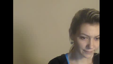 Snapshot of deelightfull chatting on December 10, 7:54 pm Deelightfull online show from December 10, 7:54 pm
