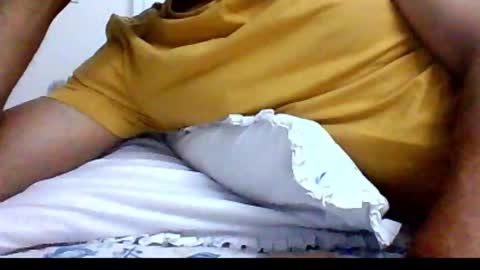 Snapshot of deepak4ualways chatting on October 29, 2:52 pm sandy4umylove2014 online show from October 29, 2:52 pm