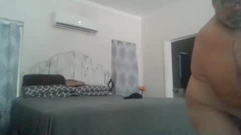 deepdiveme online show from October 25, 7:52 pm