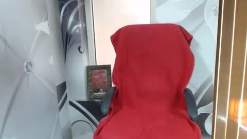 hi guys i m a cute milf i m here for good time and nice people pls be respectfool and enjoy me online show from March 11, 9:37 am