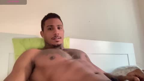 Snapshot of deepthroatfucker_ccs chatting on November 29, 10:40 am deepthroatfucker_ccs online show from November 29, 10:40 am